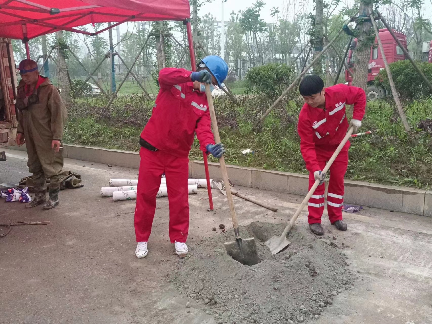 陵水管道疏通哪家好】及时进行市政管道清淤